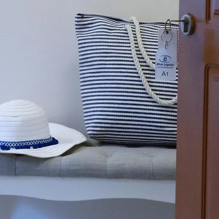 Blue Lagoon Luxury A1 アパート アルゴストリオン