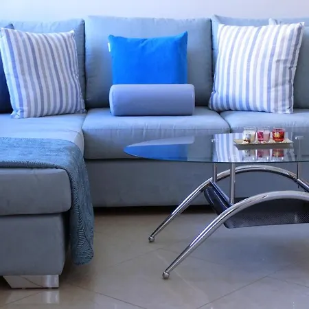 Апартаменты Blue Lagoon Luxury A1 *